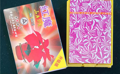 文化传承与多元价值：克孜勒苏柯尔克孜纸牌的现代发展与应用探索